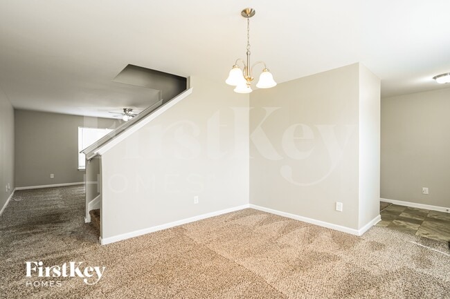 Photo - 9017 Sharpes Cir