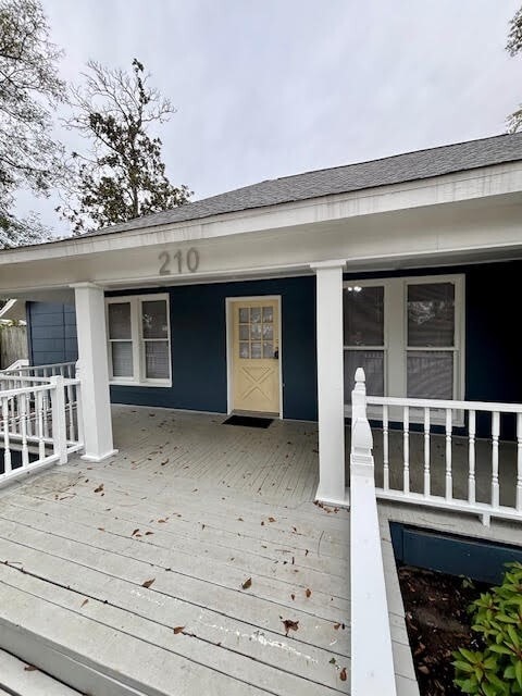 Photo - 210 E Phillips St