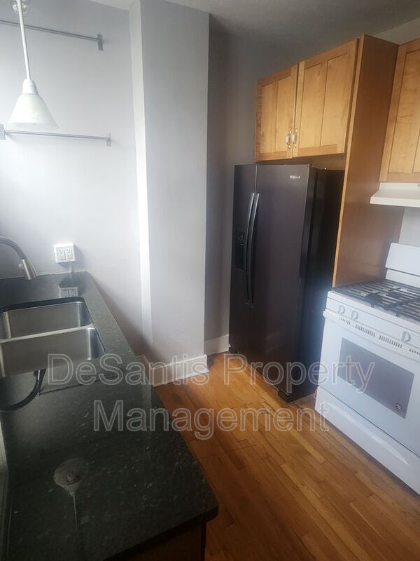 Photo - 517 Summerlea St