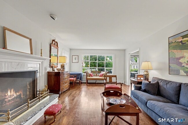 Photo - 112 East Ave