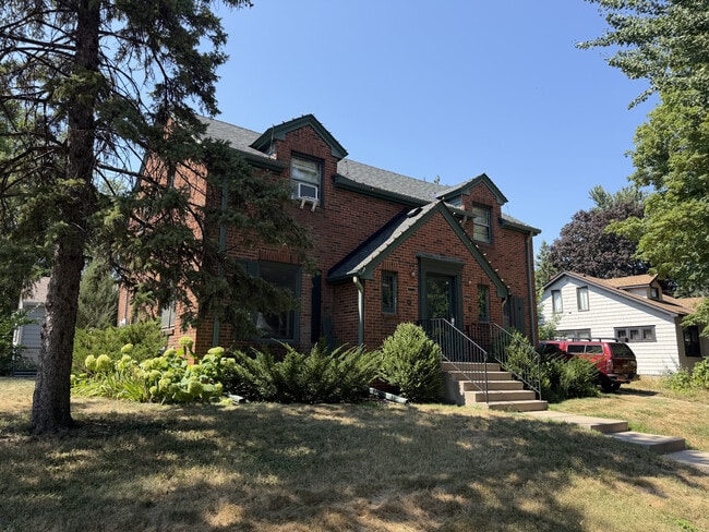 Photo - 447 Fairview Ave S Unit 447 Fairview Ave S