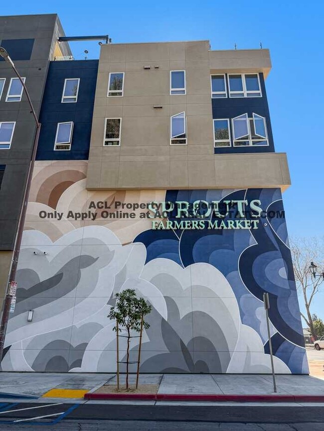 Photo - 3 Bed / 2.5 Bath | 1,362 Sq Ft | Prime Downtown San Leandro Location | Walkable + Parking