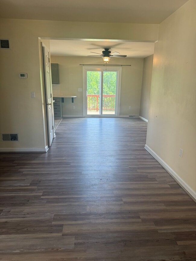 Photo - Beautiful Townhouse Available in Jonestown
