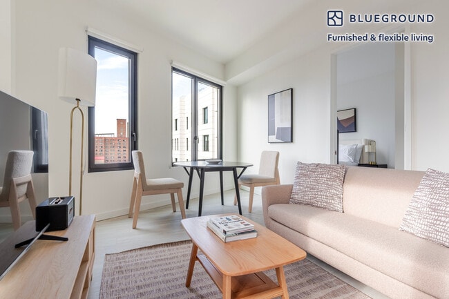 Building Photo - 22 Chapel St