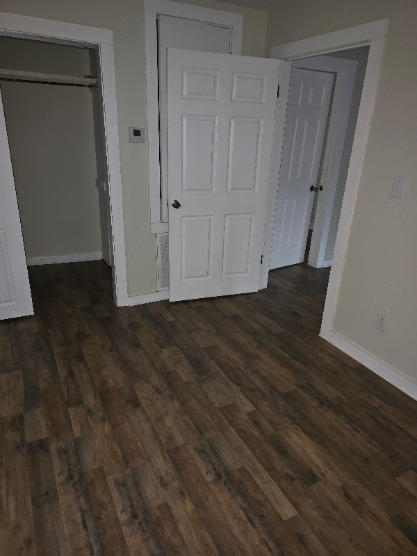 Building Photo - 614 Fairview Ave Unit 5