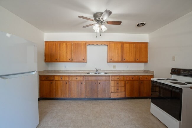 2113 Lake Point Dr Unidad 3