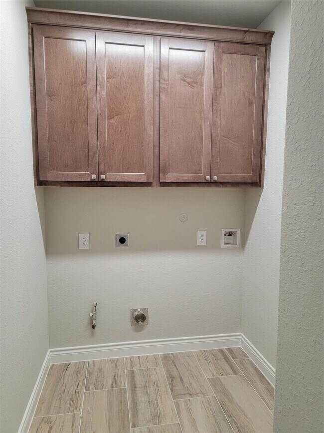 Photo - 440 Hunters Xing Dr