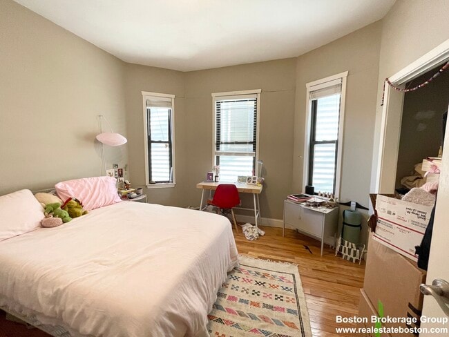 Photo - 1578 Tremont St Unit 2