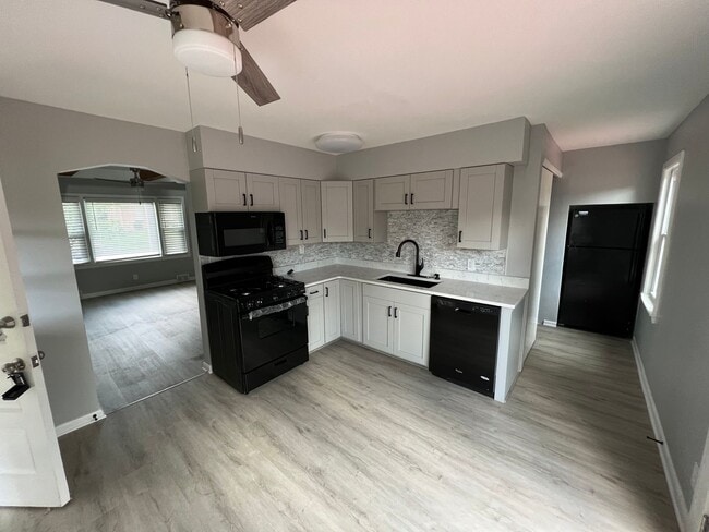 Photo - 12208 Ridge Crest Dr