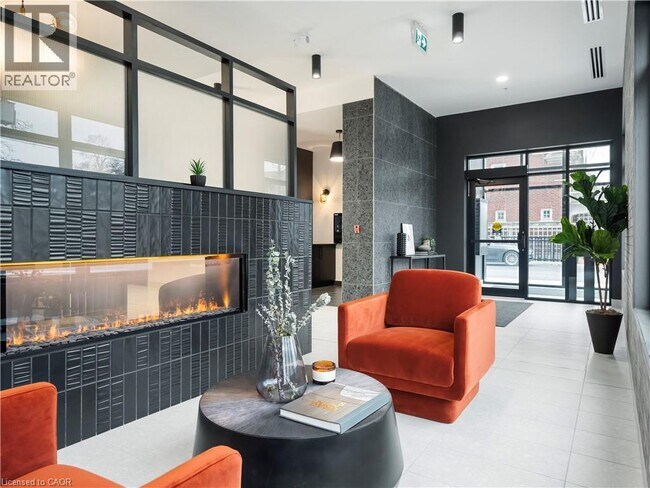 Photo - 24 Union St E Unité 505