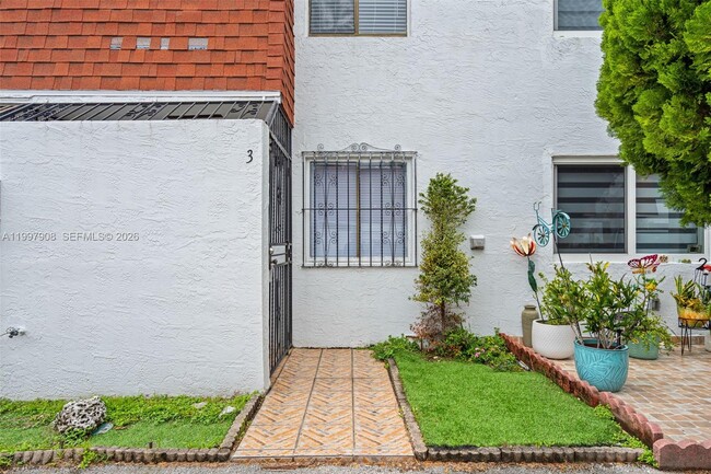 Photo - 319 NW 109th Ave