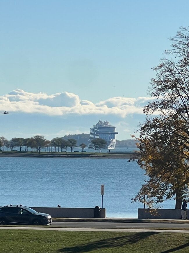 Photo - 53 Farragut Rd