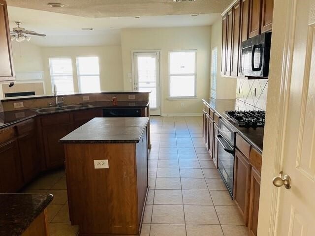 Photo - 9506 Carsonmont Ln
