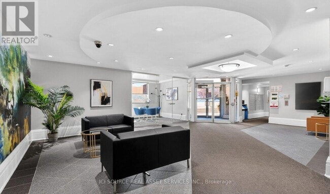 Photo - 429 Somerset St W Unit 204