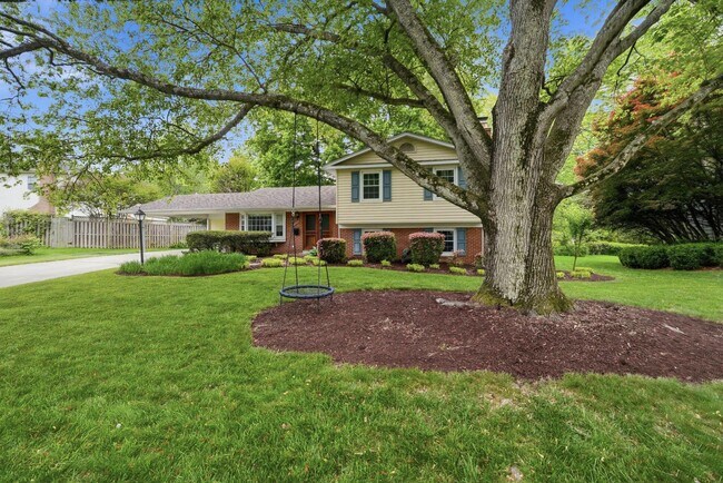 Photo - 4804 King Richard Dr