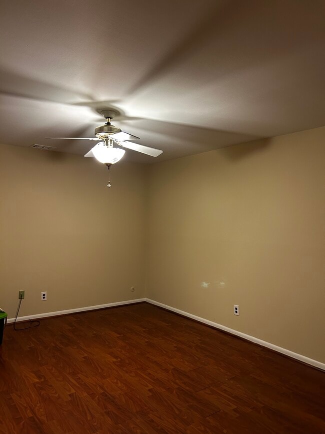 Photo - 220 E Trotwood Blvd