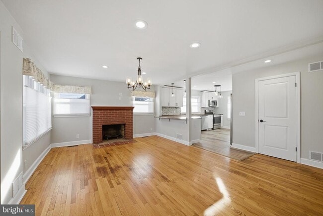 Photo - 405 Wegner Ave