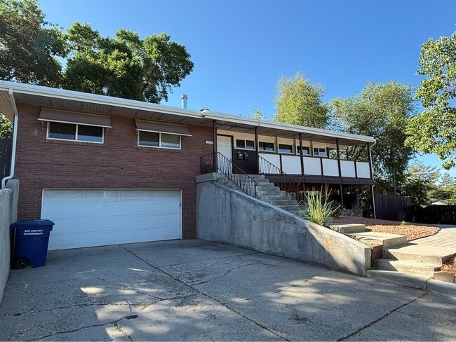 Building Photo - 1779 S Foothill Dr