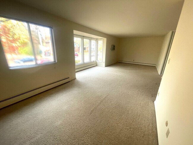 Photo - 1400 Morton Ave Unidad 2A