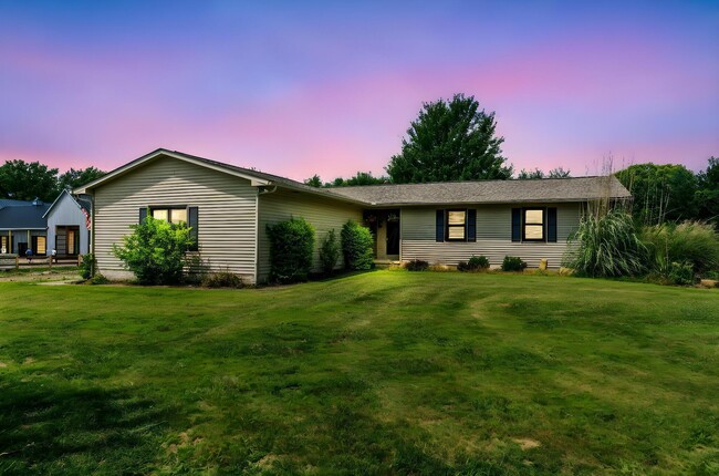 Building Photo - 1570 Green Cook Rd Rental