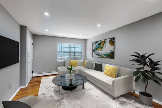 Photo - Cardinal Hill