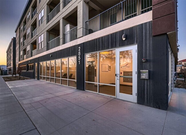 Photo - $0 DEPOSIT OPTION. ONE BED ONE BATH TOP FLOOR CONDO WITH MOUNTAIN VIEWS!!! Unit 402