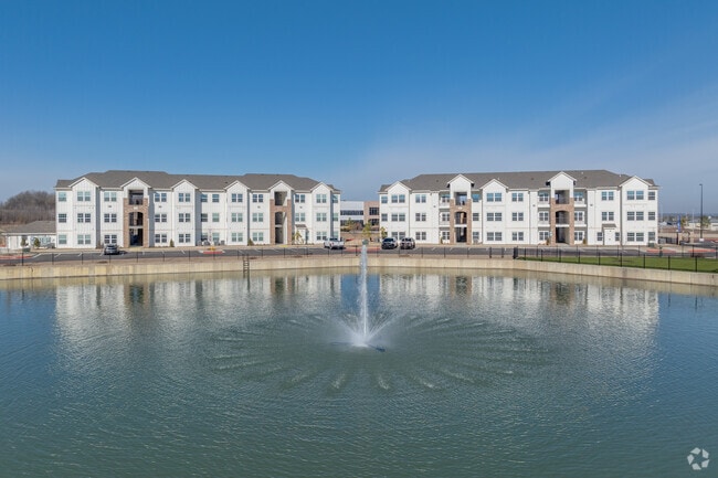 Pond - The Laurel (OK)