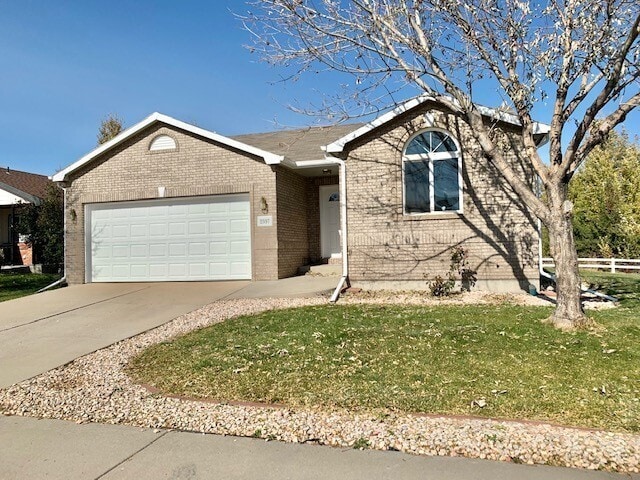 Ranch Style Home Located on Dead-End Stree... - Ranch Style Home Located on Dead-End Stree...