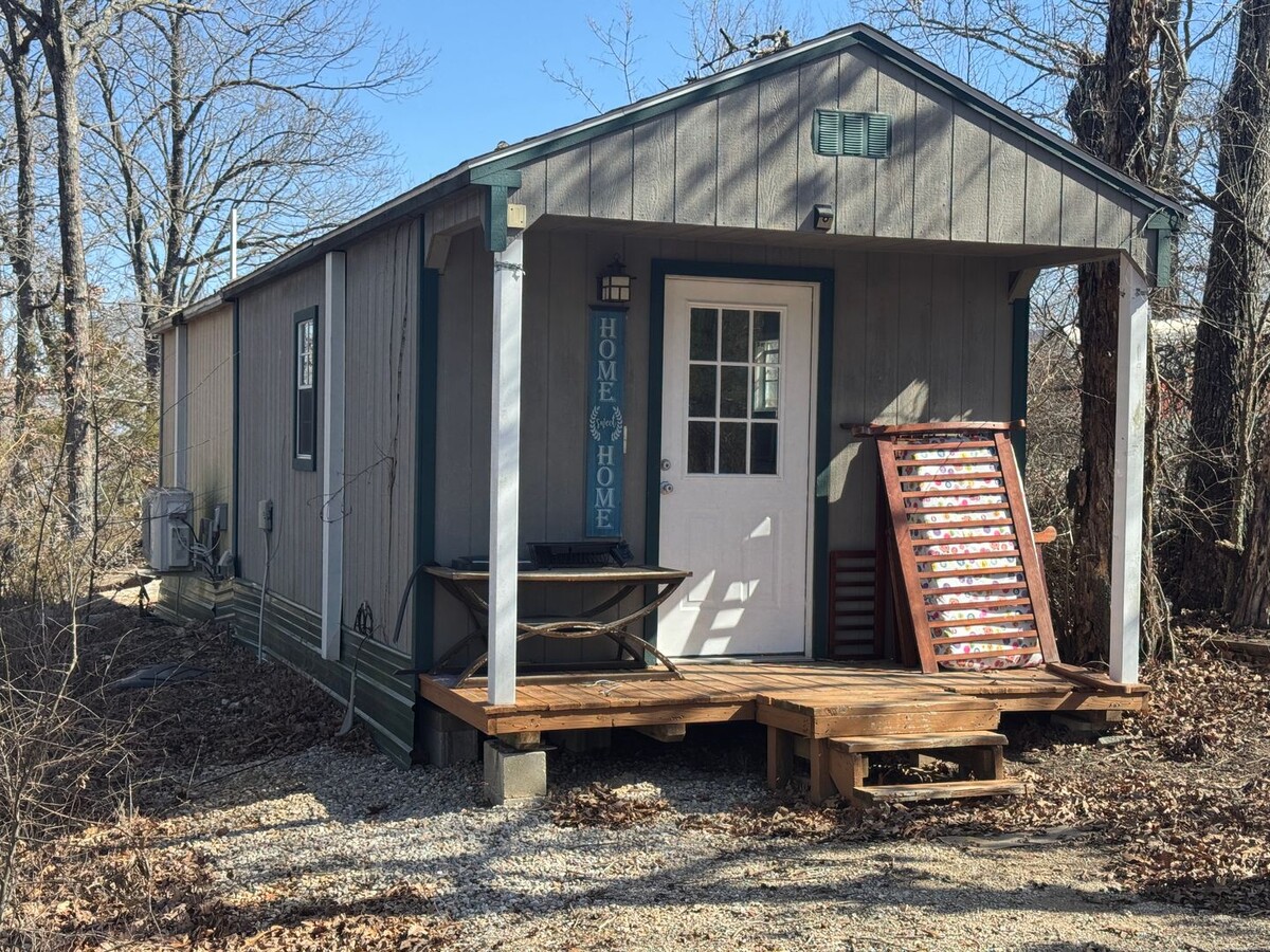 Cozy 1 bedroom, 1 bathroom Tiny Home! - Cozy 1 bedroom, 1 bathroom Tiny Home!