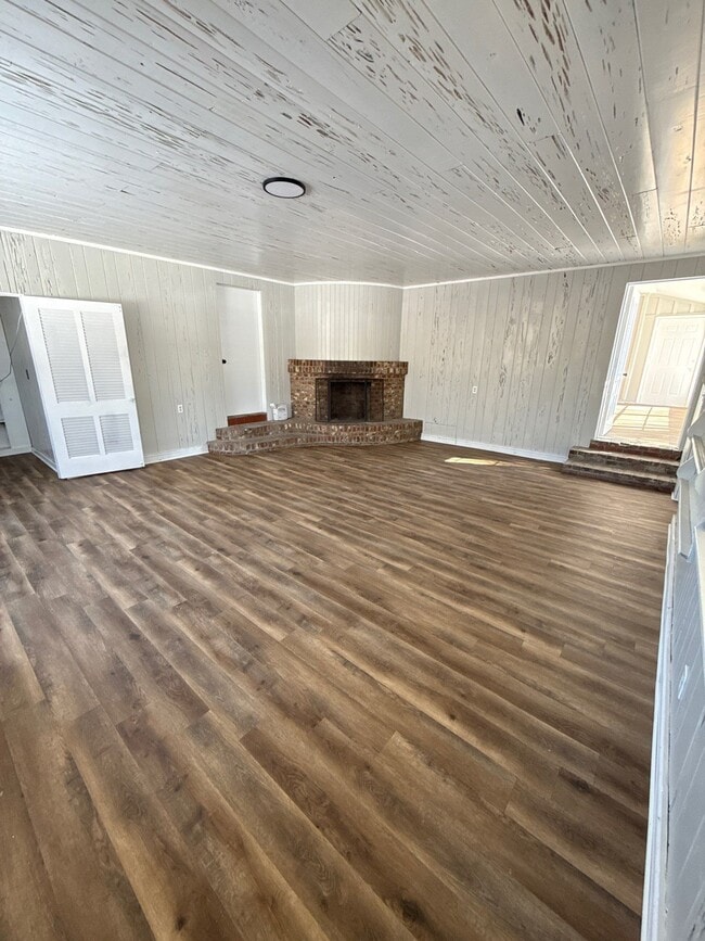 Photo - 1130 Warren St