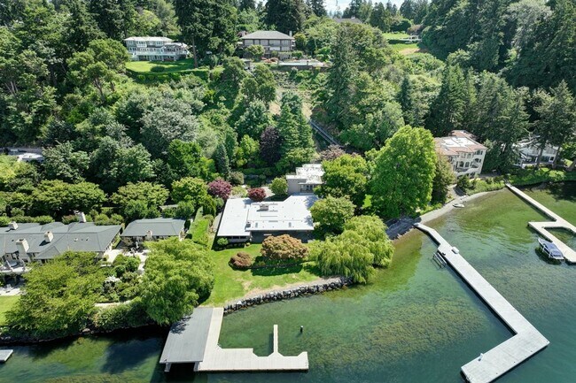 Photo - 4Bd/4.5Ba Medina Home