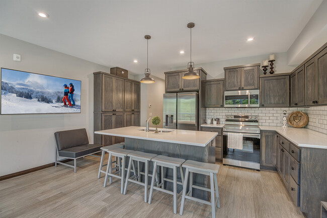 Photo - The Luxe Apartments