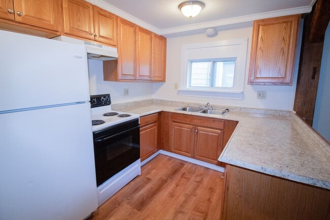 Photo - 207 Maple St Unit 1
