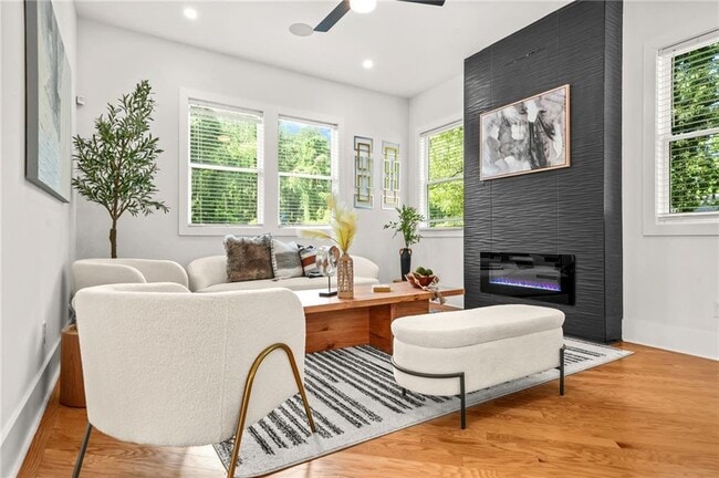 Photo - 2186 Park Terrace