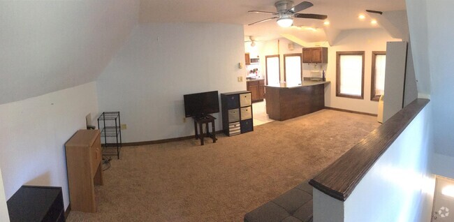 Building Photo - 11016 Magnolia Dr Rental
