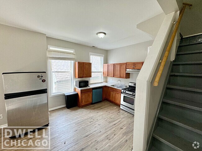 Building Photo - 2133 S Fairfield Ave Unit 1 Rental