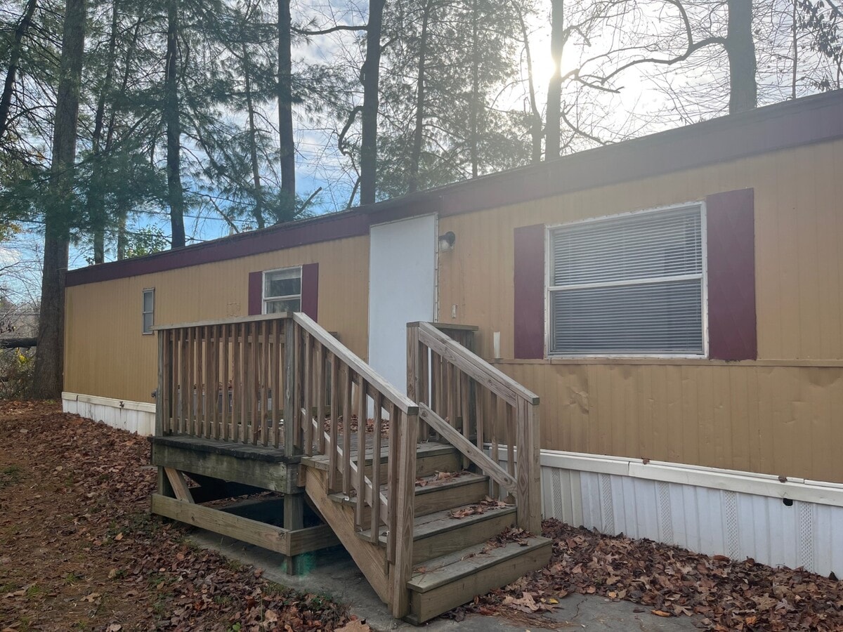 Photo - 104 Sante Cir