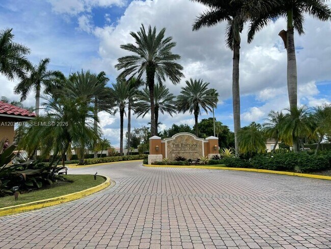 Building Photo - 2061 Renaissance Blvd Unit 107