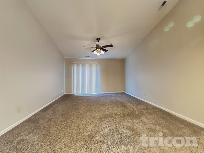 Photo - 1420 Pencross Ln