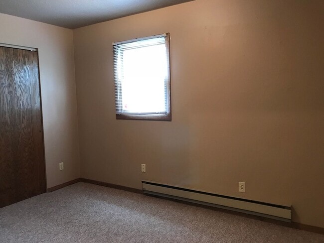 Photo - 718/720 6th St NE Unit 718