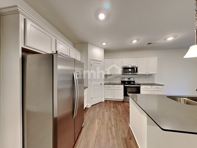 Photo - 3010 Ava Jane Court