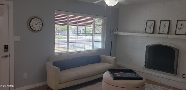 Photo - 4440 E Campbell Ave