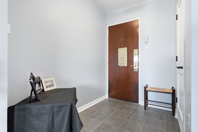 320 Fort Duquesne Blvd Unit 4F