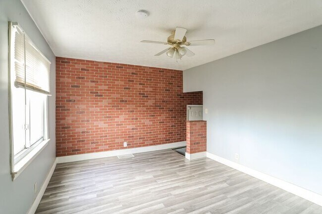 Photo - 2654 Avalon Pl