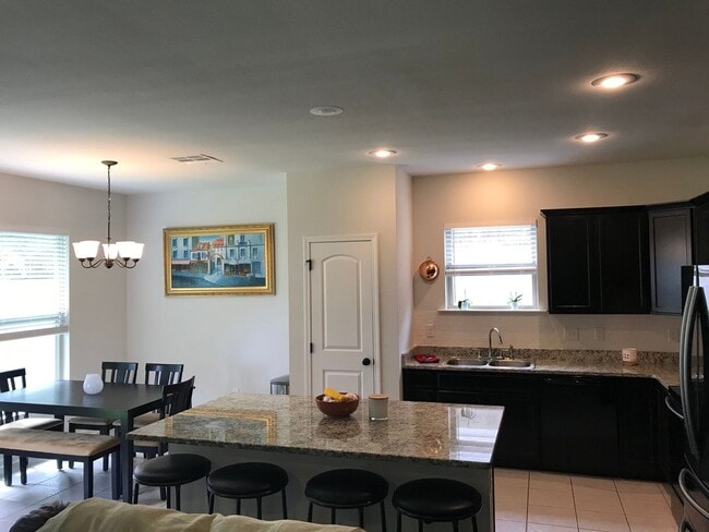 Photo - Just Minutes to Barksdale Air Force Base.....