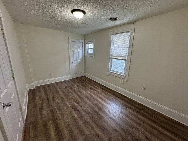 Photo - 2476 W 10th St Unit Upper