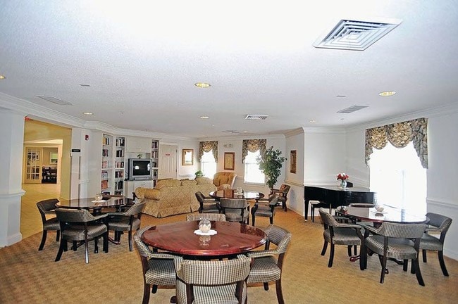 Photo - Victoria Place Apartments