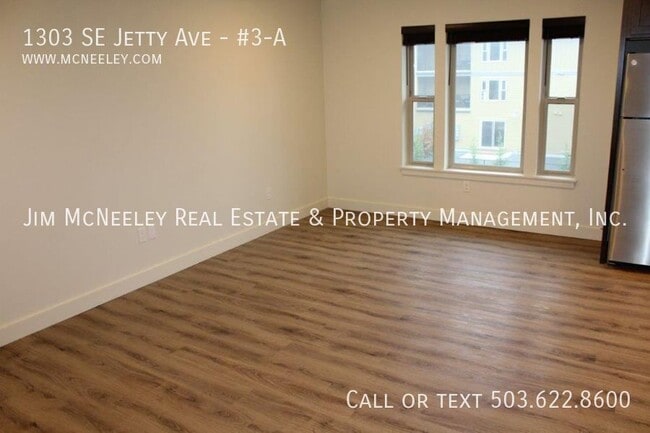 Photo - 1303 SE Jetty Ave Unit #3-A