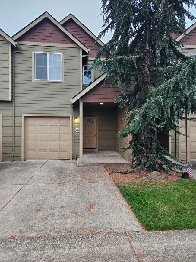 Front Entry Exterior - 528 Fenton Ave Townhome