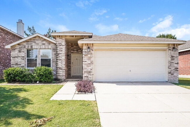 Building Photo - 3520 Clydesdale Dr Rental